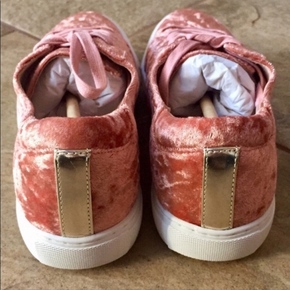 + KENNETH COLE + Velvet Sneakers - Picture 3 of 6